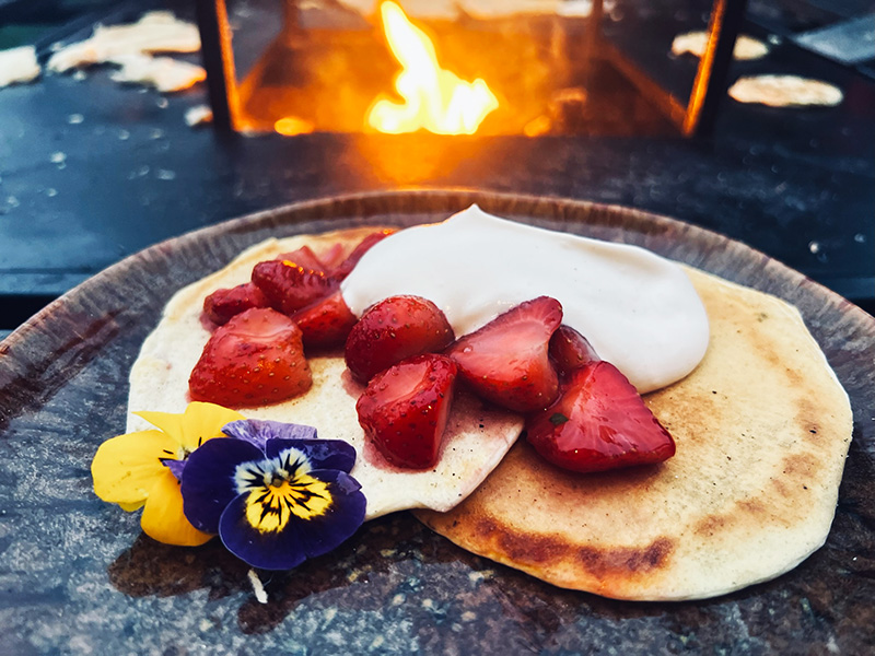 American pancake aardbeien en slagroom